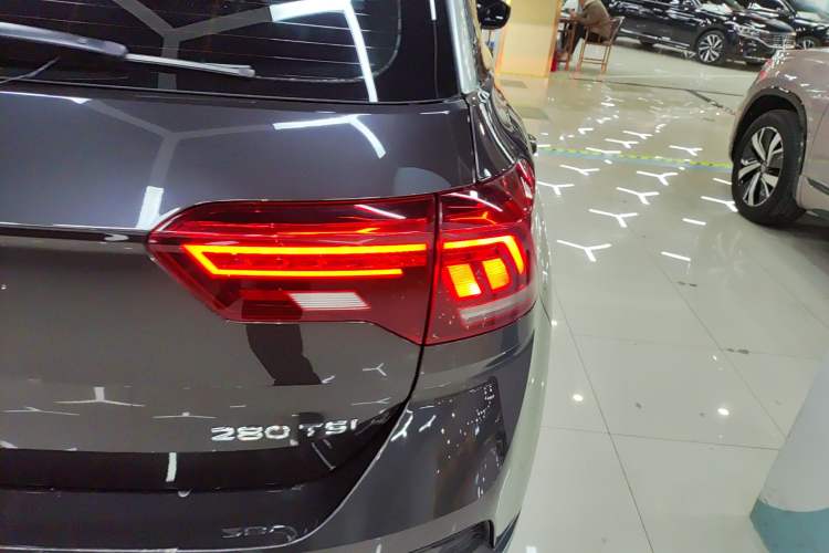 Used Volkswagen T-ROC 2020 280TSI DSG Two-Wheel Drive Comfort Version Right Rear Taillight