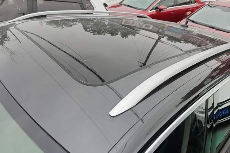 Used Volkswagen T-ROC 2020 280TSI DSG Two-Wheel-Drive Elite Version Roof