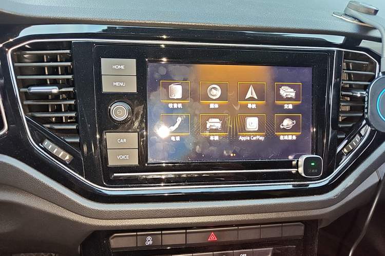 Used Volkswagen T-ROC 2020 280TSI DSG Two-Wheel Drive Comfort Version Audio And AC Panel