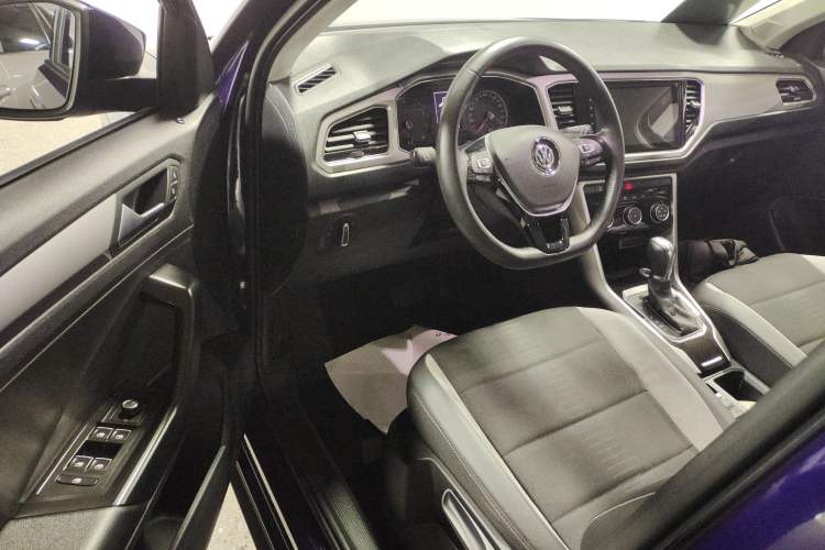 Used Volkswagen T-ROC 2020 230TSI DSG Two-Wheel Drive Advanced Version Driver Seat