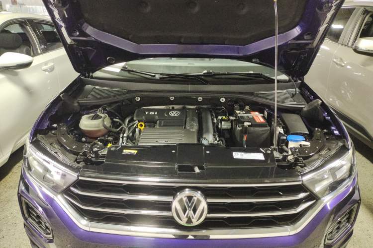 Used Volkswagen T-ROC 2020 230TSI DSG Two-Wheel Drive Advanced Version Engine Bay