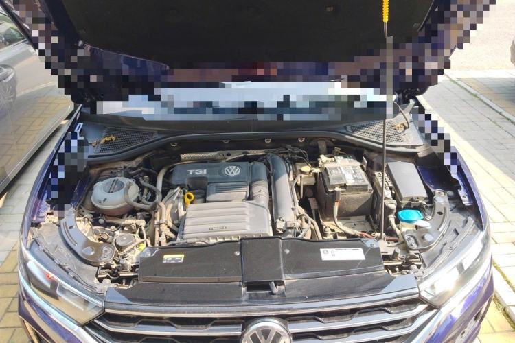 Used Volkswagen T-ROC 2020 280TSI DSG Two-Wheel Drive Comfort Version Engine Bay