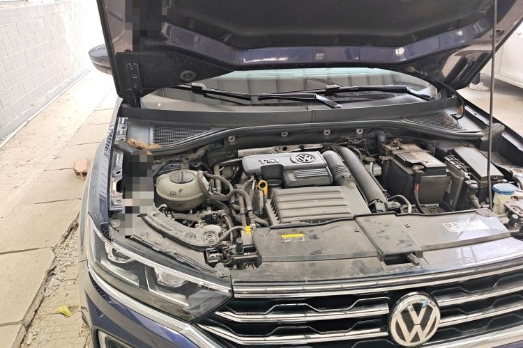 Used Volkswagen T-ROC 2020 280TSI DSG Two-Wheel Drive Comfort Version Engine Bay Right