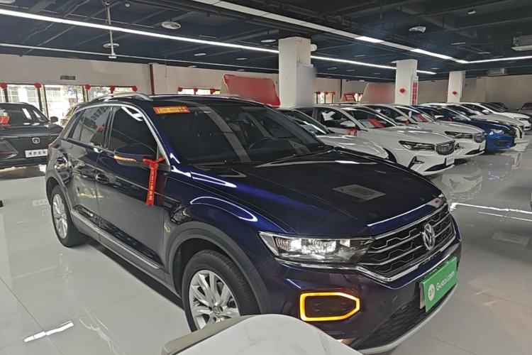 Used Volkswagen T-ROC 2020 230TSI DSG Two-Wheel Drive Advanced Version Front Right 45 Deg