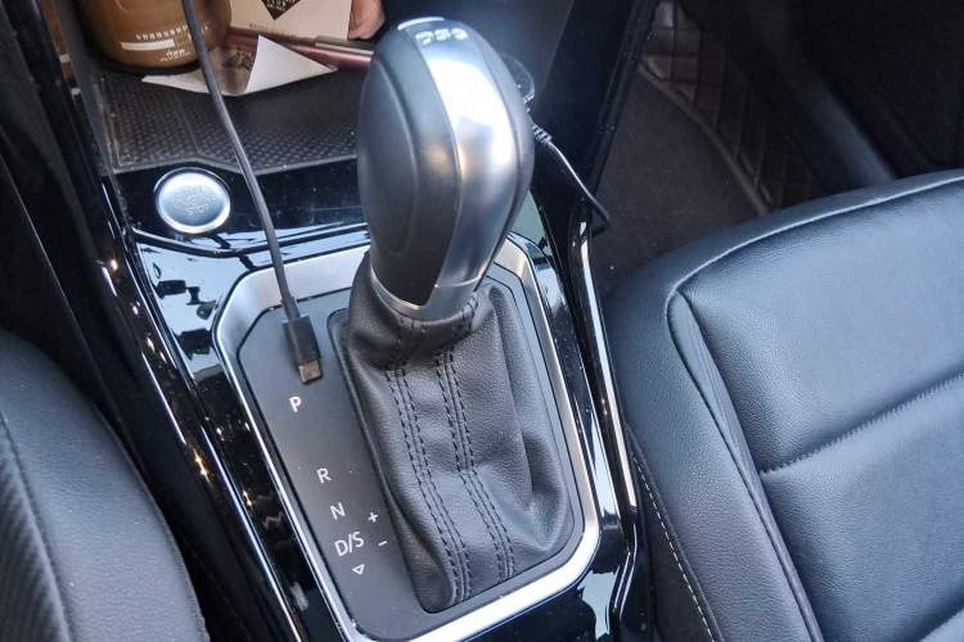 Used Volkswagen T-ROC 2020 280TSI DSG Two-Wheel Drive Comfort Version Gear Lever