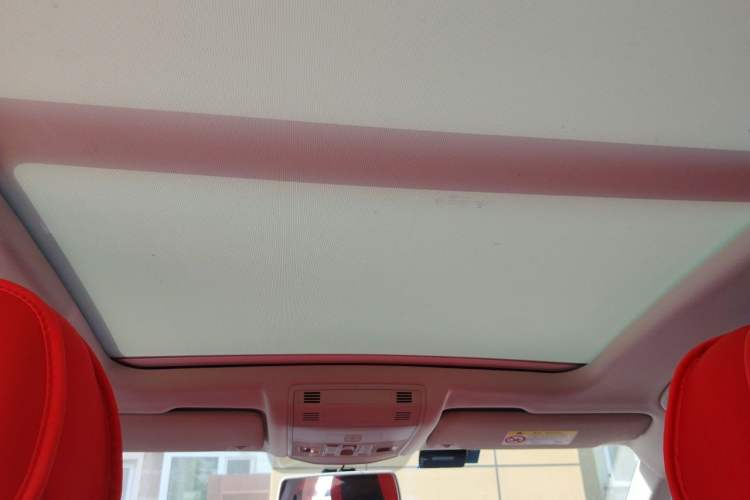 Used Volkswagen T-ROC 2020 280TSI DSG Two-Wheel Drive Comfort Version Headliner