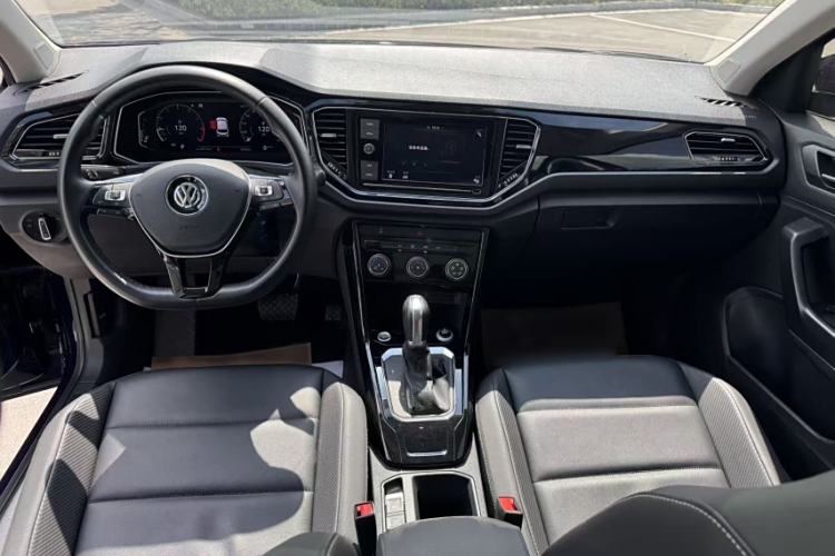Used Volkswagen T-ROC 2020 280TSI DSG Two-Wheel Drive Comfort Version Interior 1