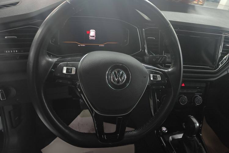 Used Volkswagen T-ROC 2020 280TSI DSG Two-Wheel Drive Comfort Version Interior 5