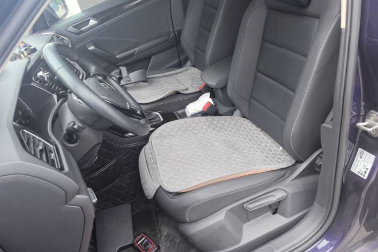 Used Volkswagen T-ROC 2020 280TSI DSG Two-Wheel Drive Comfort Version Left Front Seat