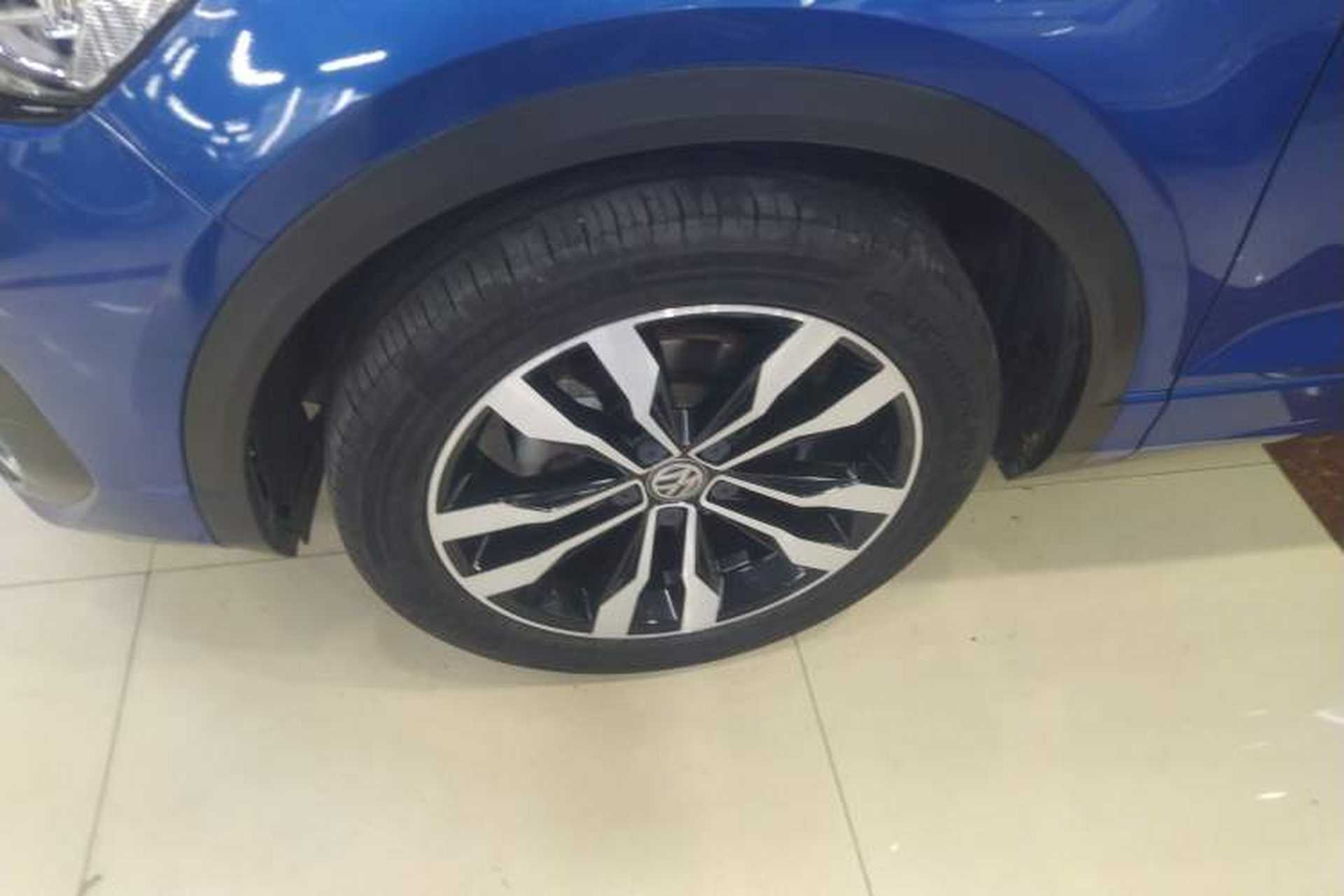 Used Volkswagen T-ROC 2020 280TSI DSG Two-Wheel Drive R-Line Pro Left Front Wheel Hub