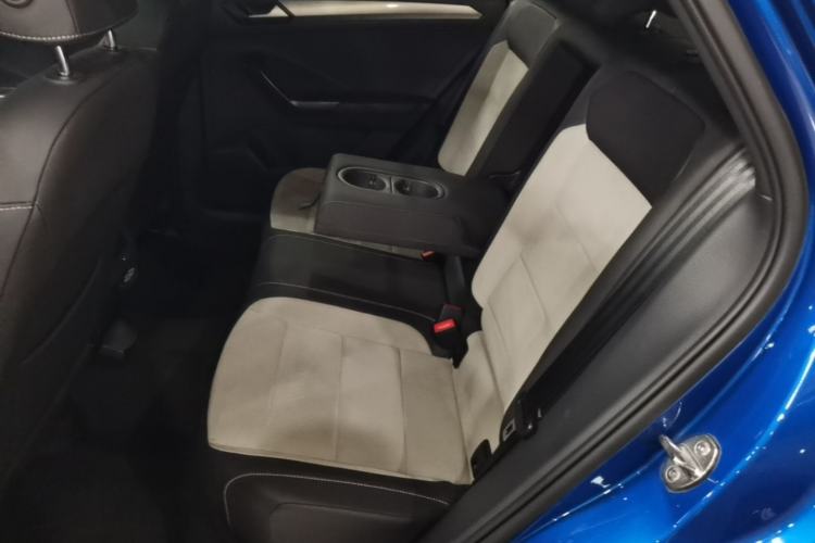 Used Volkswagen T-ROC 2020 280TSI DSG Two-Wheel Drive R-Line Pro Left Rear Seat