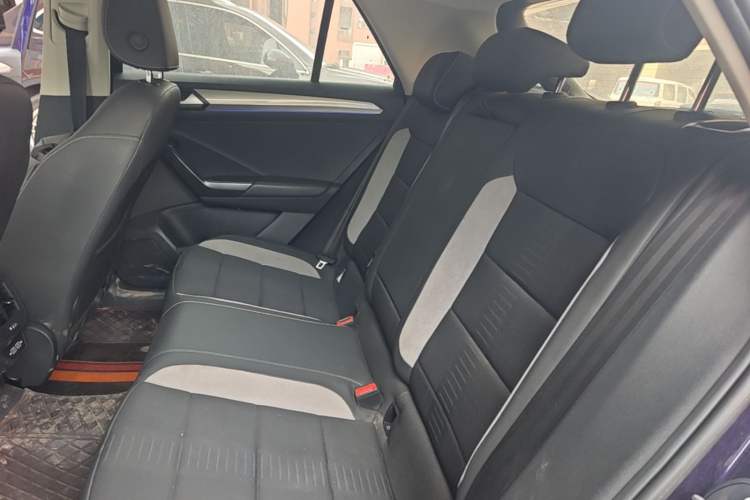 Used Volkswagen T-ROC 2020 280TSI DSG Two-Wheel-Drive Elite Version Left Rear Seat