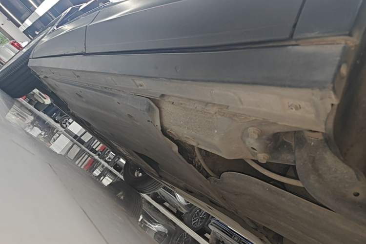 Used Volkswagen T-ROC 2020 230TSI DSG Two-Wheel Drive Advanced Version Left Side Sill