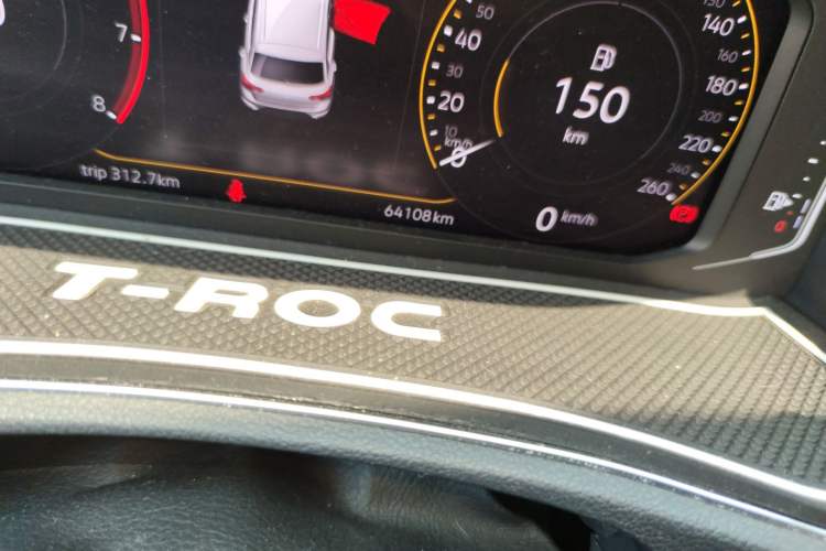Used Volkswagen T-ROC 2020 280TSI DSG Two-Wheel Drive Comfort Version Odometer Close Up