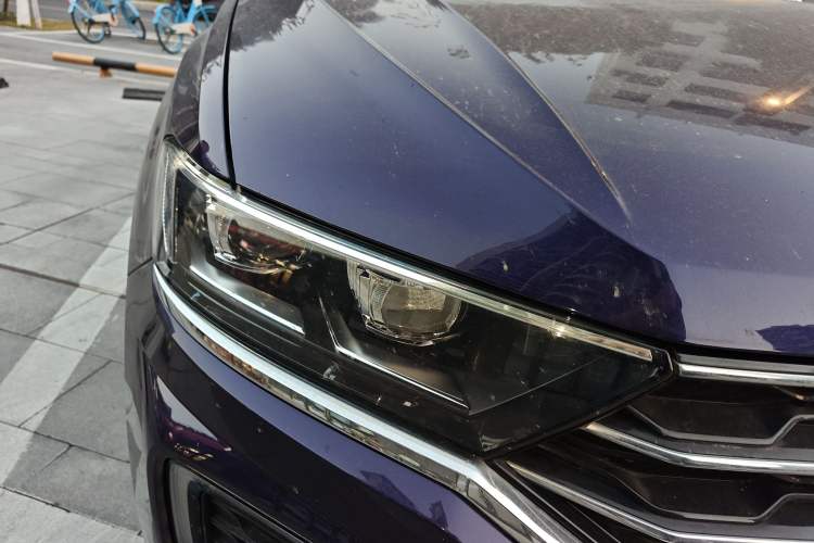 Used Volkswagen T-ROC 2020 280TSI DSG Two-Wheel Drive Comfort Version Right Front Headlight