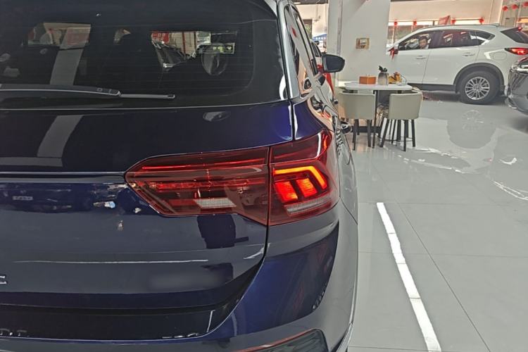Used Volkswagen T-ROC 2020 230TSI DSG Two-Wheel Drive Advanced Version Right Rear Taillight