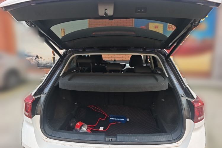 Used Volkswagen T-ROC 2020 280TSI DSG Two-Wheel-Drive Elite Version Trunk