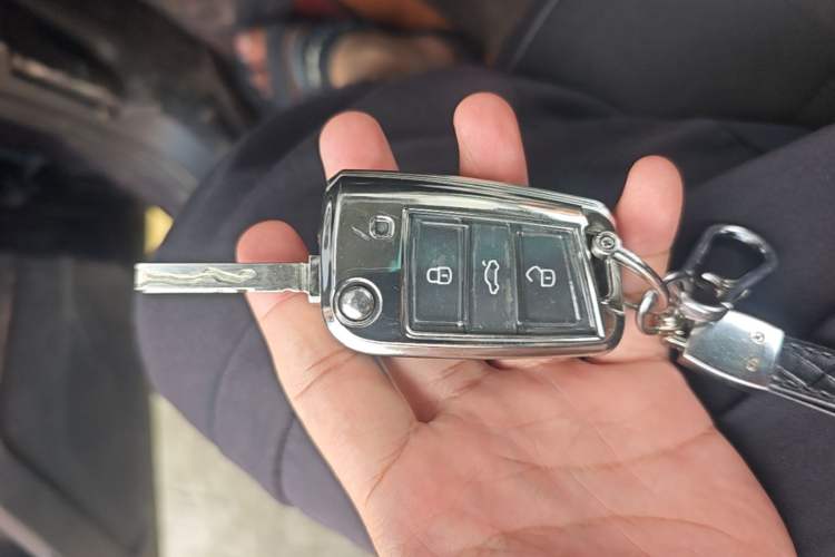 Used Volkswagen T-ROC 2020 280TSI DSG Two-Wheel-Drive Elite Version Vehicle Key