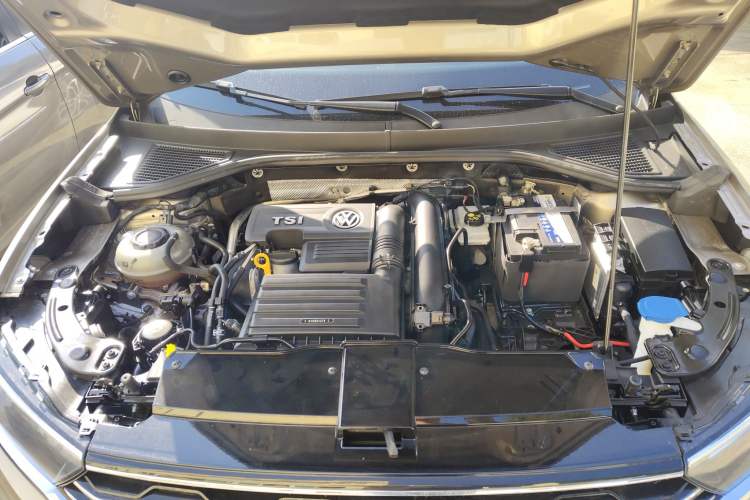 Used Volkswagen T-ROC 2020 280TSI DSG Two-Wheel Drive Comfort Version Engine Bay