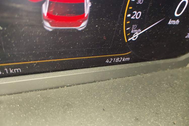 Used Volkswagen T-ROC 2020 280TSI DSG Two-Wheel Drive Comfort Version Odometer Close Up