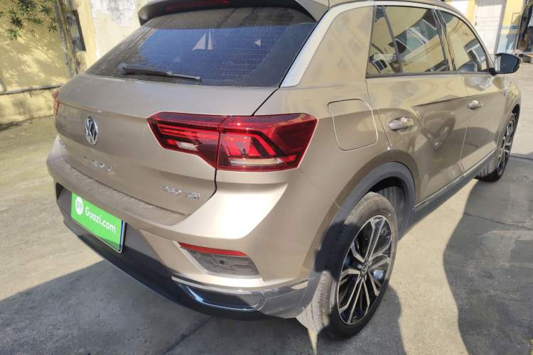 Used Volkswagen T-ROC 2020 280TSI DSG Two-Wheel Drive Comfort Version Rear Right 45 Deg