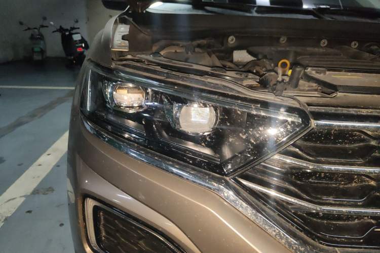 Used Volkswagen T-ROC 2020 280TSI DSG Two-Wheel Drive Comfort Version Right Front Headlight