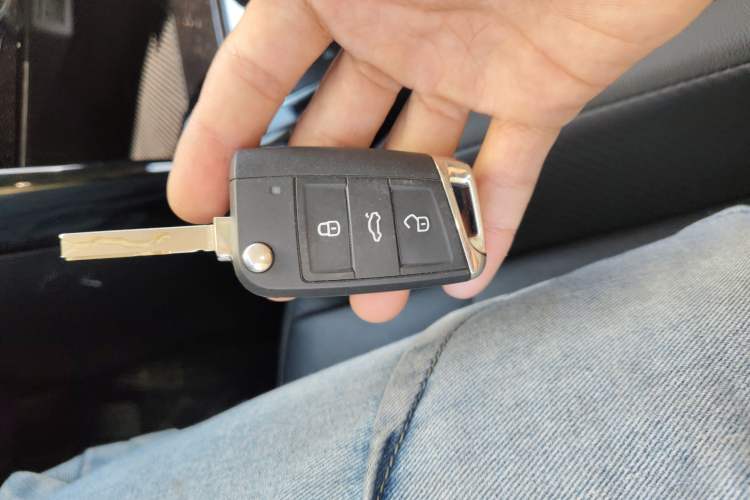Used Volkswagen T-ROC 2020 280TSI DSG Two-Wheel Drive Comfort Version Vehicle Key