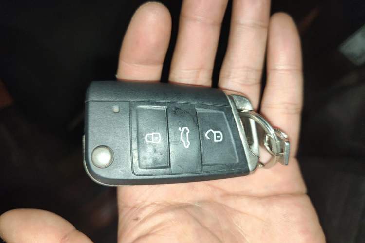 Used Volkswagen T-ROC 2020 280TSI DSG Two-Wheel Drive Comfort Version Vehicle Key