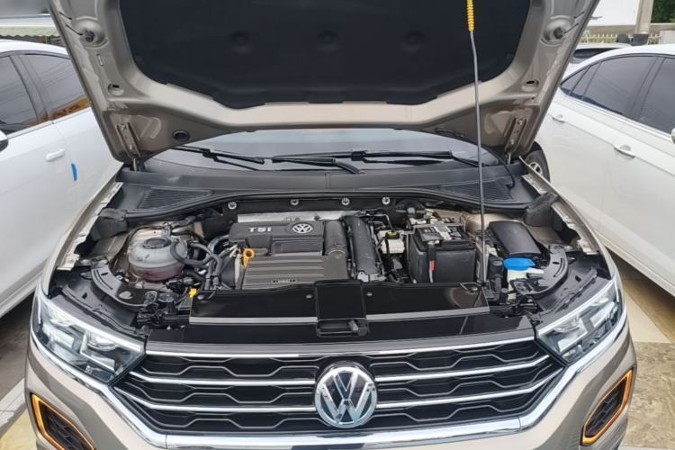 Used Volkswagen T-ROC 2020 230TSI DSG Two-Wheel Drive Advanced Version Engine Bay