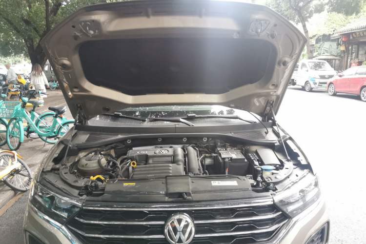 Used Volkswagen T-ROC 2020 280TSI DSG Two-Wheel Drive Comfort Version Engine Bay