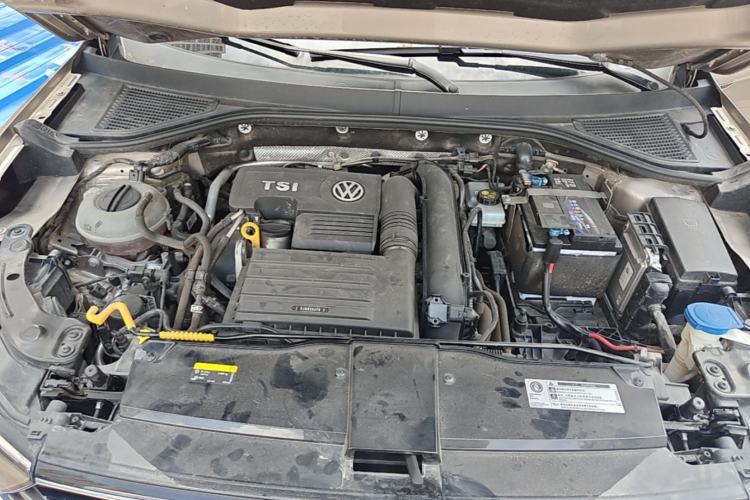 Used Volkswagen T-ROC 2020 230TSI DSG Two-Wheel Drive Advanced Version Engine Bay