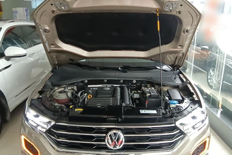 Used Volkswagen T-ROC 2020 230TSI DSG Two-Wheel Drive Advanced Version Engine Bay