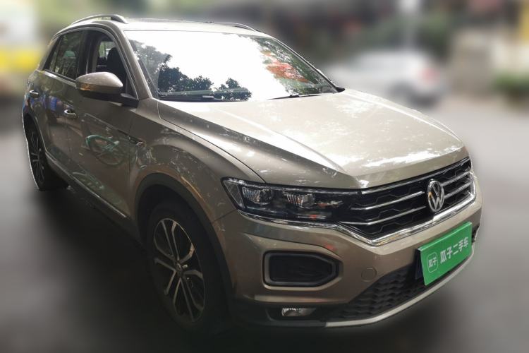Used Volkswagen T-ROC 2020 280TSI DSG Two-Wheel Drive Comfort Version Front Right 45 Deg