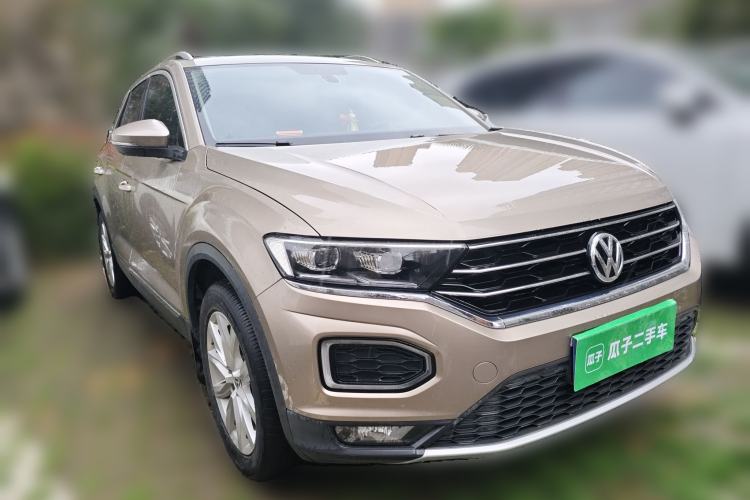Used Volkswagen T-ROC 2020 230TSI DSG Two-Wheel Drive Advanced Version Front Right 45 Deg