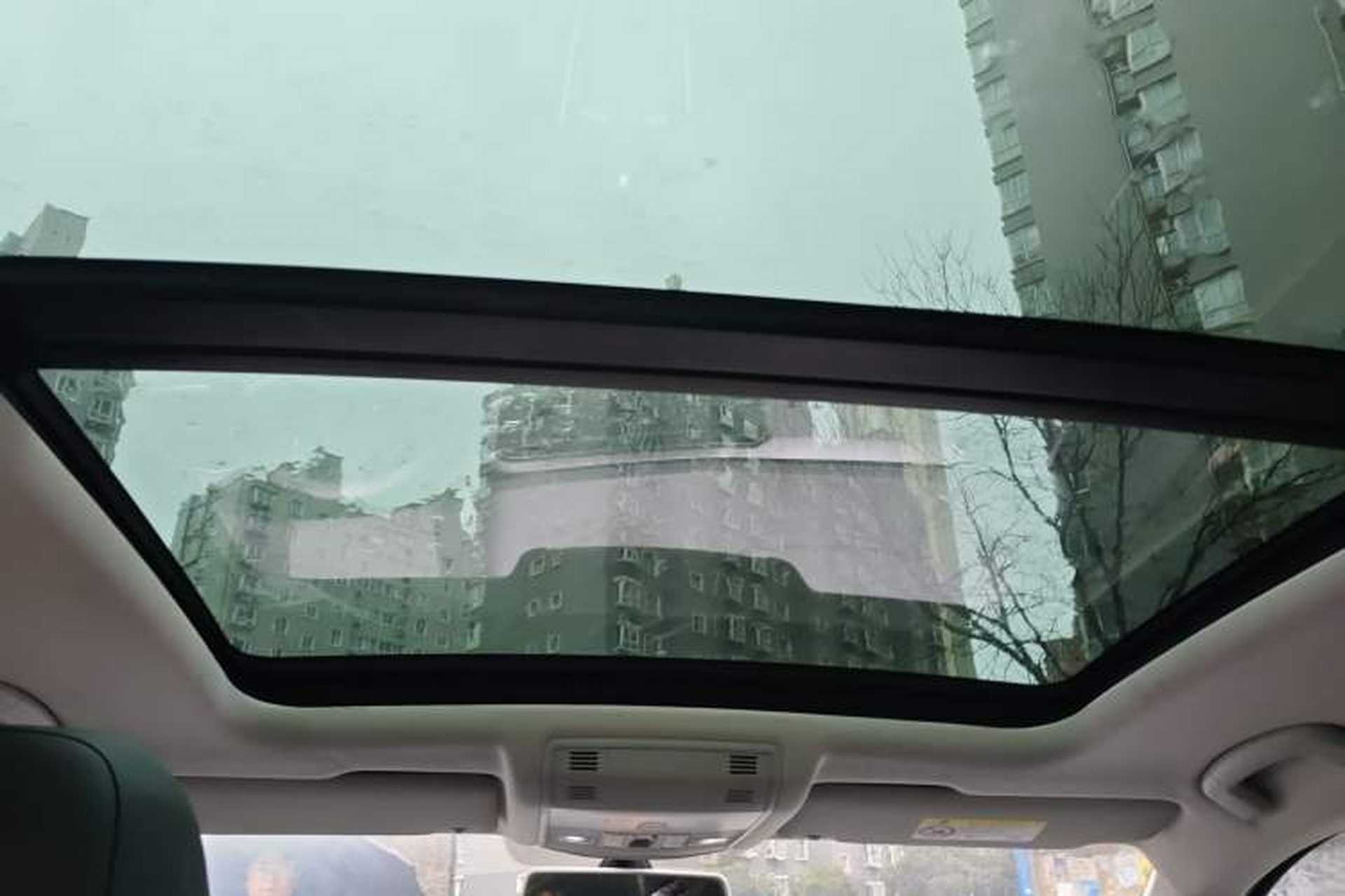 Used Volkswagen T-ROC 2020 230TSI DSG Two-Wheel Drive Advanced Version Headliner