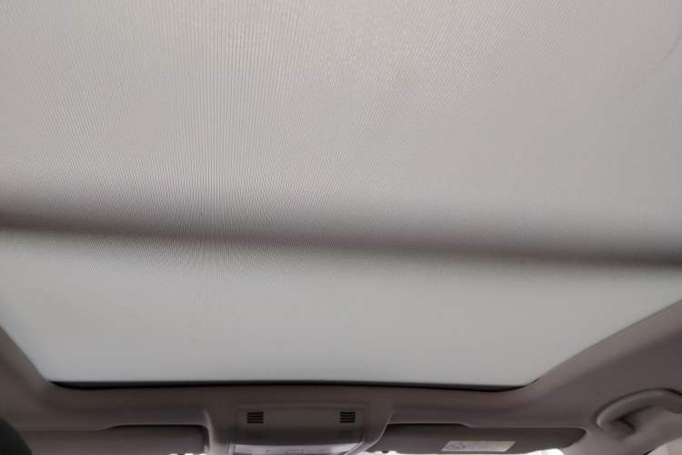 Used Volkswagen T-ROC 2020 280TSI DSG Two-Wheel Drive Comfort Version Headliner