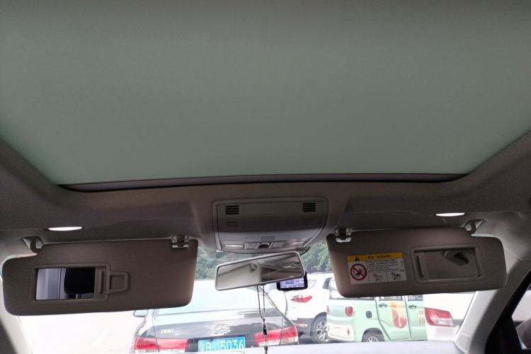 Used Volkswagen T-ROC 2020 280TSI DSG Two-Wheel Drive Comfort Version Headliner