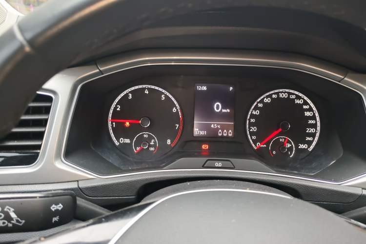 Used Volkswagen T-ROC 2020 230TSI DSG Two-Wheel Drive Advanced Version Instrument Cluster
