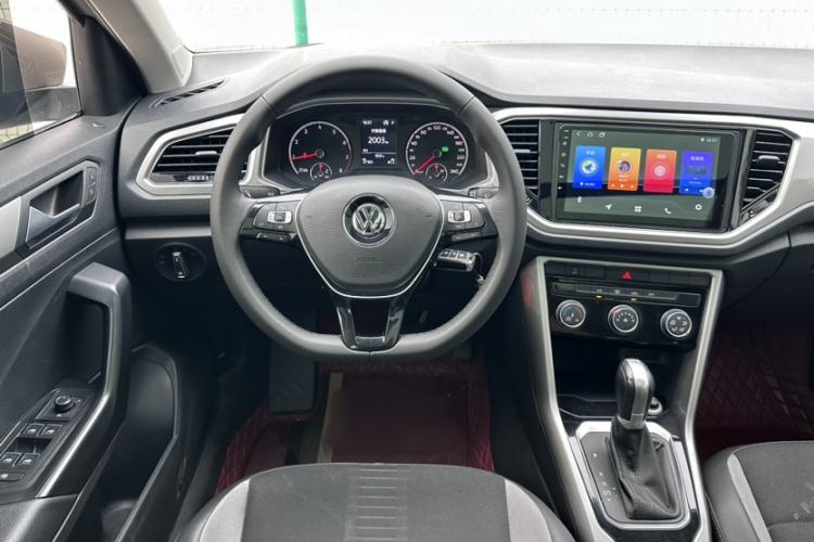 Used Volkswagen T-ROC 2020 230TSI DSG Two-Wheel Drive Advanced Version Interior 4
