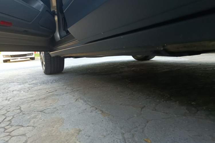 Used Volkswagen T-ROC 2020 280TSI DSG Two-Wheel Drive Comfort Version Left Side Sill