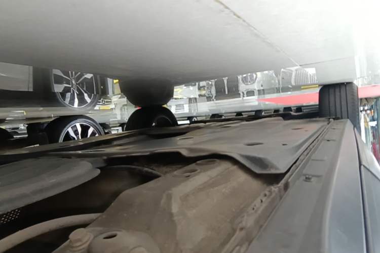 Used Volkswagen T-ROC 2020 230TSI DSG Two-Wheel Drive Advanced Version Left Side Sill