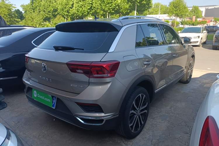 Used Volkswagen T-ROC 2020 280TSI DSG Two-Wheel Drive Comfort Version Rear Right 45 Deg