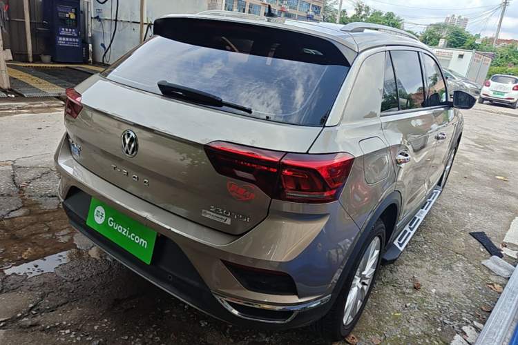 Used Volkswagen T-ROC 2020 230TSI DSG Two-Wheel Drive Advanced Version Rear Right 45 Deg