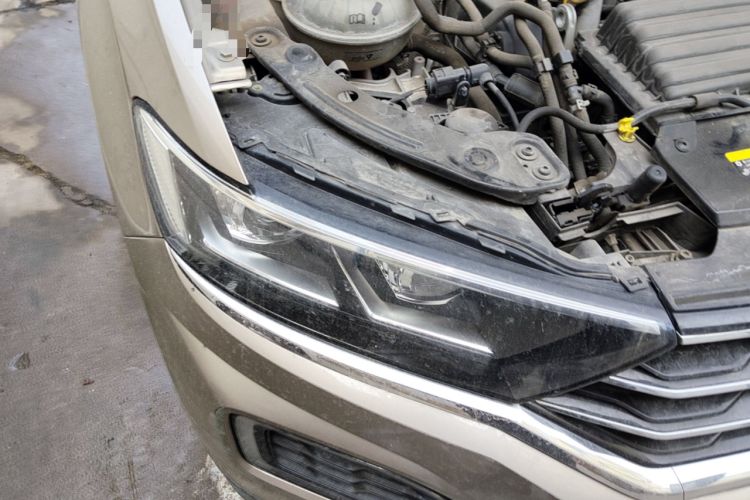 Used Volkswagen T-ROC 2020 280TSI DSG Two-Wheel Drive Comfort Version Right Front Headlight