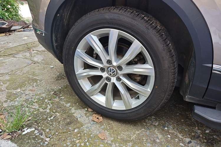 Used Volkswagen T-ROC 2020 230TSI DSG Two-Wheel Drive Advanced Version Right Rear Wheel Hub