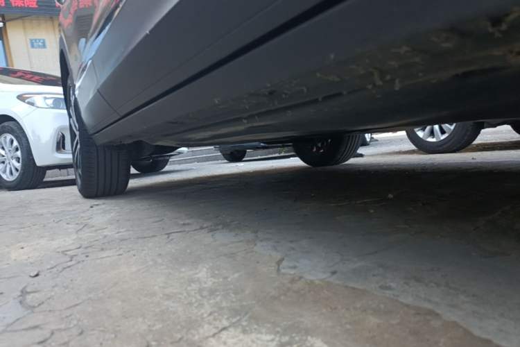 Used Volkswagen T-ROC 2020 280TSI DSG Two-Wheel Drive Comfort Version Right Side Sill