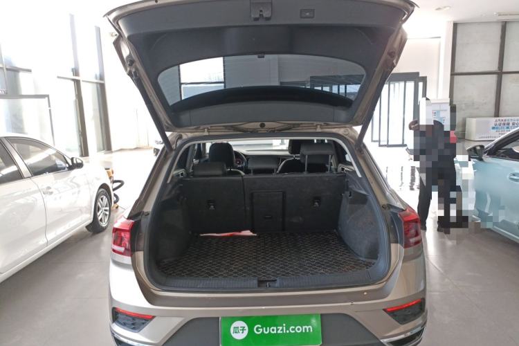 Used Volkswagen T-ROC 2020 280TSI DSG Two-Wheel Drive Comfort Version Trunk