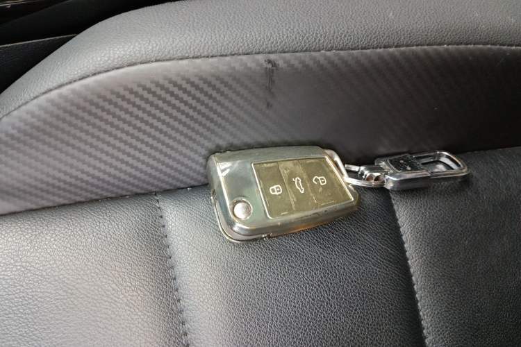 Used Volkswagen T-ROC 2020 280TSI DSG Two-Wheel Drive Comfort Version Vehicle Key