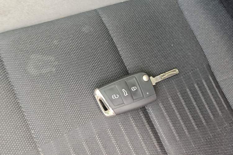 Used Volkswagen T-ROC 2020 230TSI DSG Two-Wheel Drive Advanced Version Vehicle Key