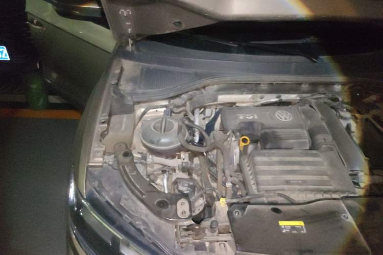 Used Volkswagen T-ROC 2020 230TSI DSG Two-Wheel Drive Advanced Version Engine Bay Right